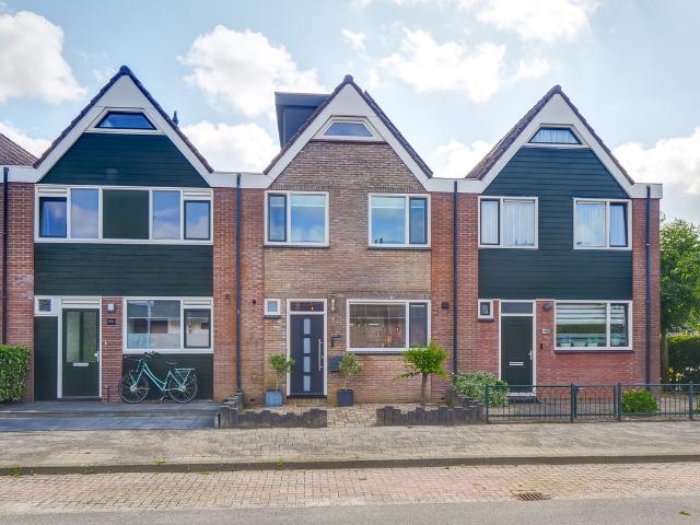 Eengezinswoning te koop in Julianadorp, Kruiszwin