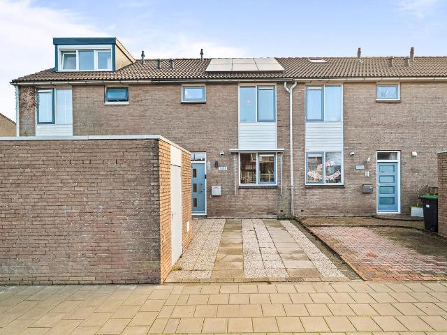 Eengezinswoning te koop in Kruiszwin, Den Helder