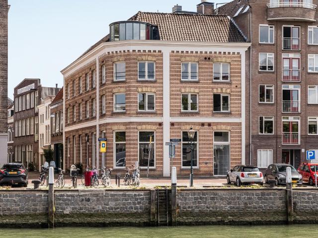 Benedenwoning te koop in Dordrecht, Zuid Holland