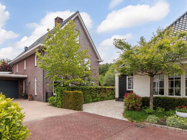 Villa te koop in Dordrecht, Wilgenwende