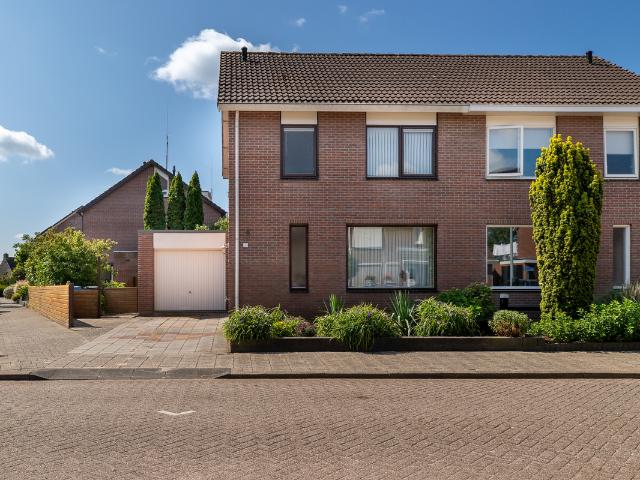 Eengezinswoning te koop in Urk, Urkerhard