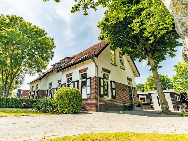 Eengezinswoning te koop in Leiden, Fruitbuurt