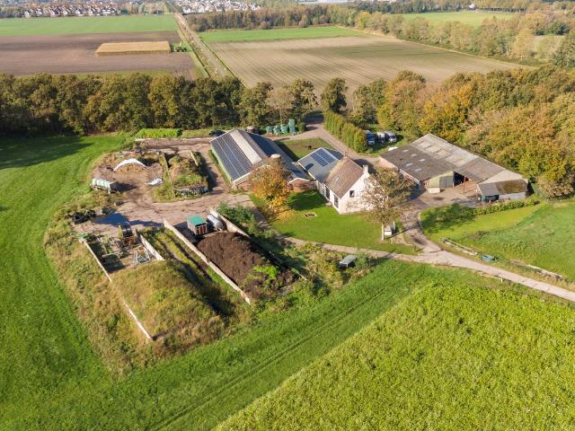 Woonboerderij te koop in Rucphen