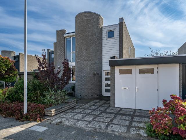 Eengezinswoning te koop in Nieuwe-tonge, Zuid Holland