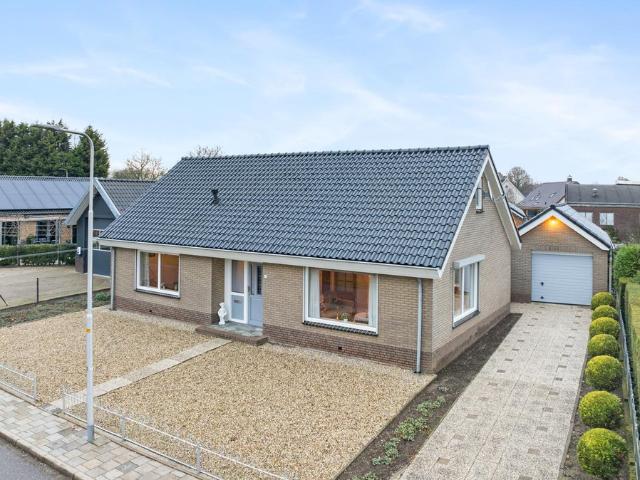 Bungalow te koop in Angeren, Gelderland