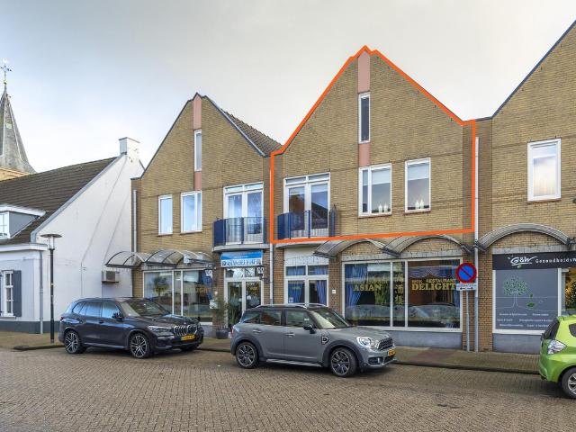Dubbele Bovenwoning te koop in Giessen-Oudekerk, Giessenburg