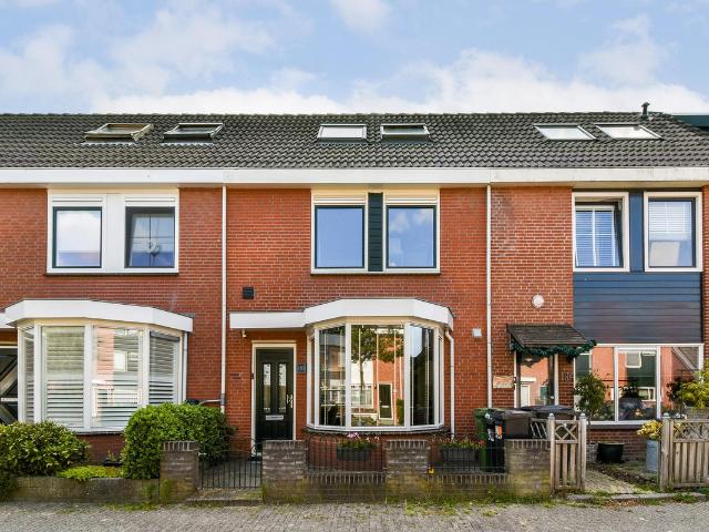 Eengezinswoning te koop in Bornholm, Hoofddorp