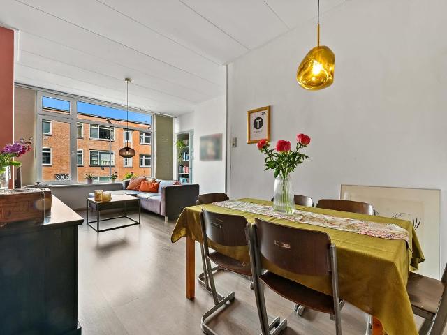 Bovenwoning te koop in Rotterdam, Liskwartier