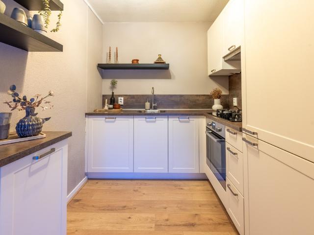 Bovenwoning te koop in Tussenwater, Hoogvliet