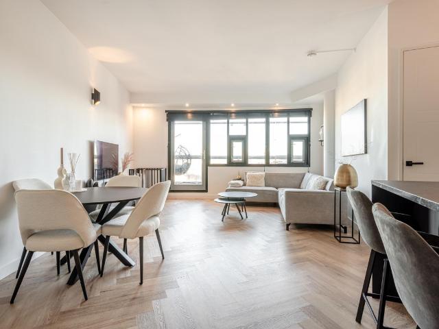 Bovenwoning te koop in Almere-haven, Flevoland