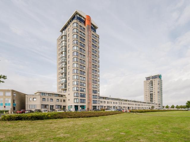 Studio te koop in De Schenkel, Spijkenisse