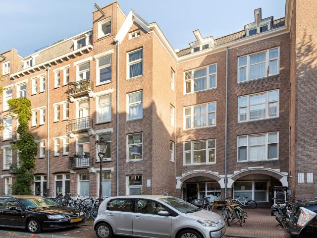 Bovenwoning te koop in Indische Buurt, Amsterdam