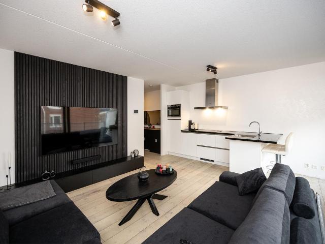 Studio te koop in Centrum, Almere-haven