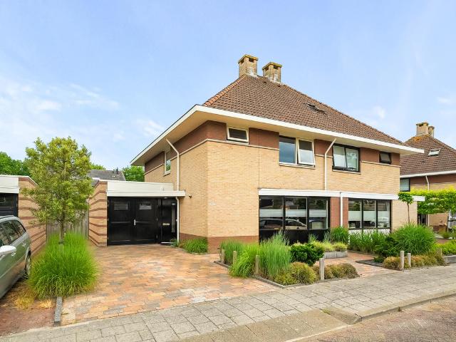 Eengezinswoning te koop in Julianadorp