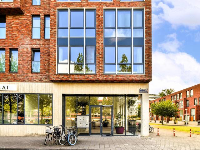Bovenwoning te koop in Amsterdam, Nieuw-West
