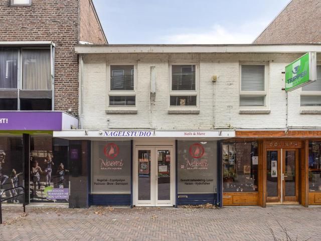 Eengezinswoning te koop in Hillegom, Zuid Holland