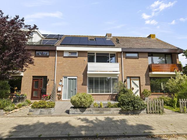 Eengezinswoning te koop in Julianadorp