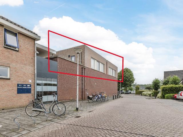Bovenwoning te koop in Waarder
