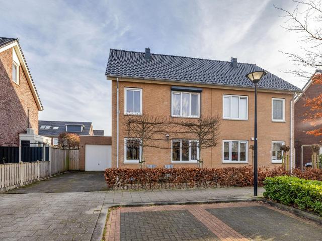 Woning te koop in Bernissepark, Zuidland