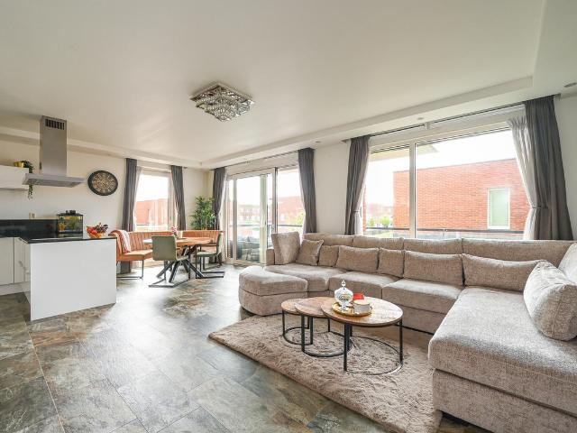 Dubbele Bovenwoning te koop in 's-gravenhage, Morgenstond