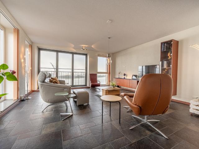 Appartement te koop in Maassluis, Zuid Holland