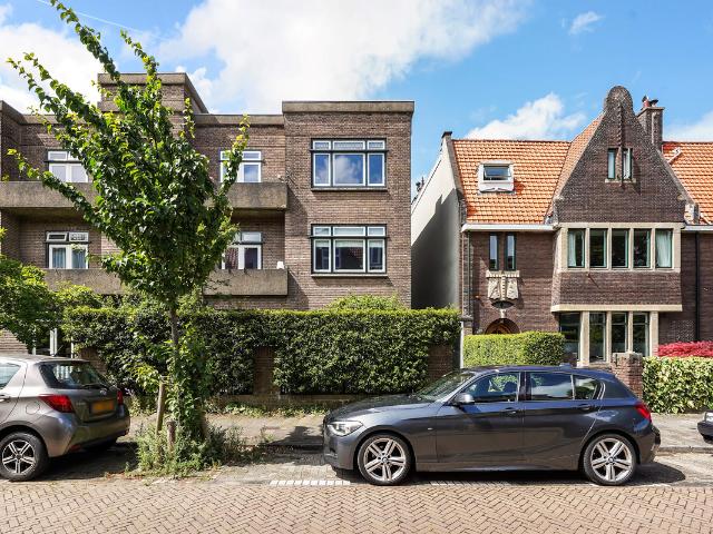 Bovenwoning te koop in 's-gravenhage, Nassaubuurt