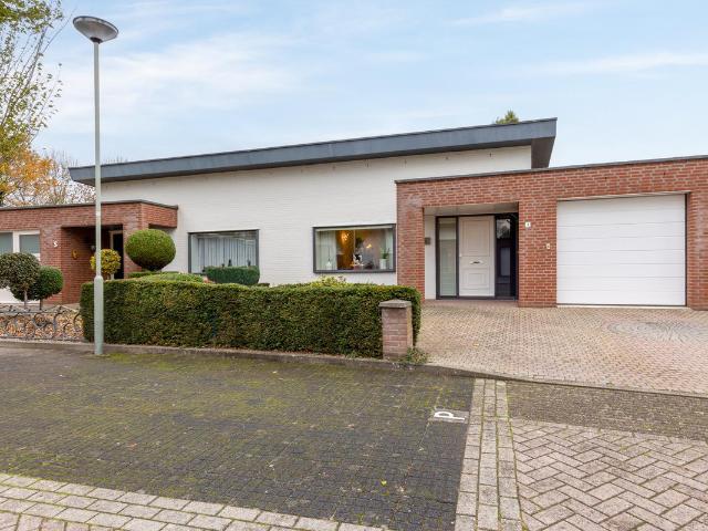 Bungalow te koop in Sittard, Limburg