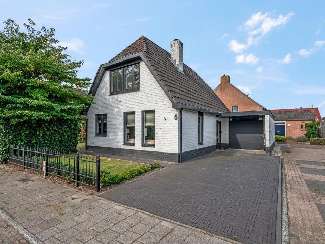 Woning te koop in Ochten, Gelderland