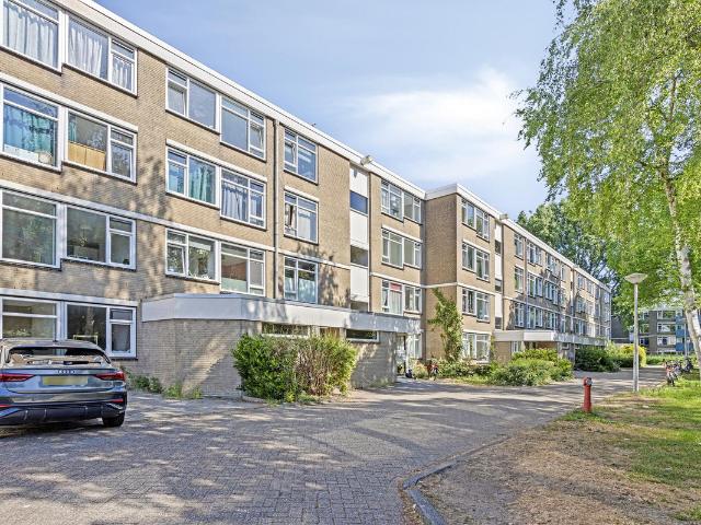 Bovenwoning te koop in Amsterdam, Noord