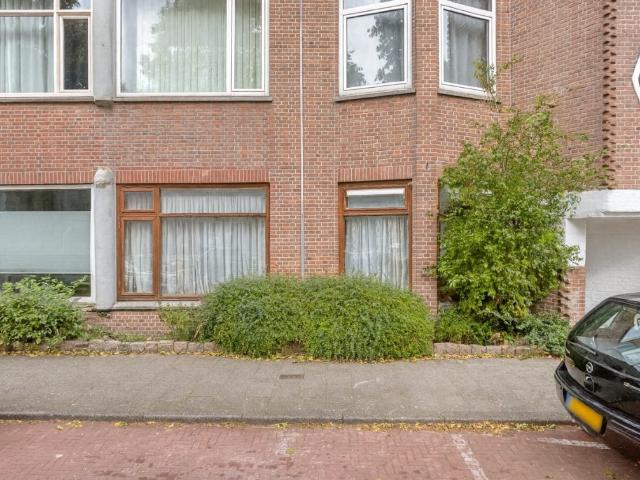 Benedenwoning te koop in Valkenboskwartier, 's-gravenhage