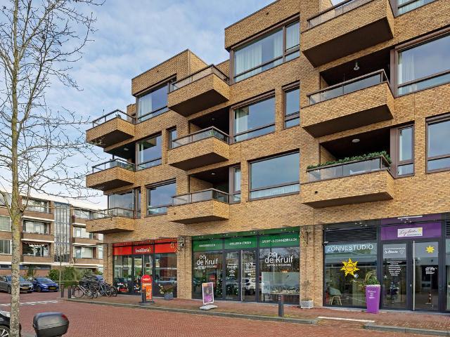 Bovenwoning te koop in Reeuwijk, Zuid Holland