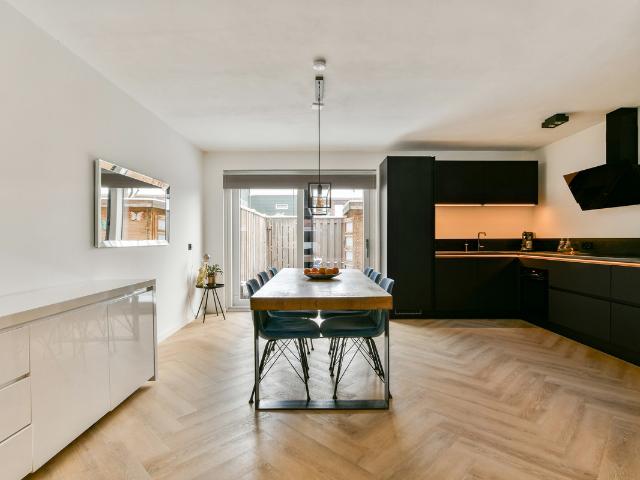 Eengezinswoning te koop in Sloten, Amsterdam