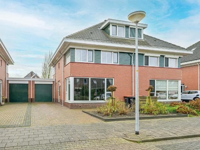 Eengezinswoning te koop in Midwoud, Noord Holland