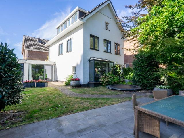 Eengezinswoning te koop in Helmond, Noord Brabant