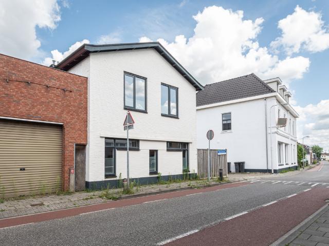Benedenwoning te koop in Goor, Overijssel