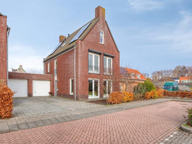 Woning te koop in Welberg, Steenbergen