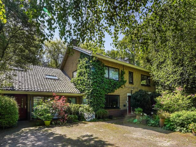Villa te koop in 's-gravenhage, Ockenrode Villa te koop in 's-gravenhage, Ockenrode