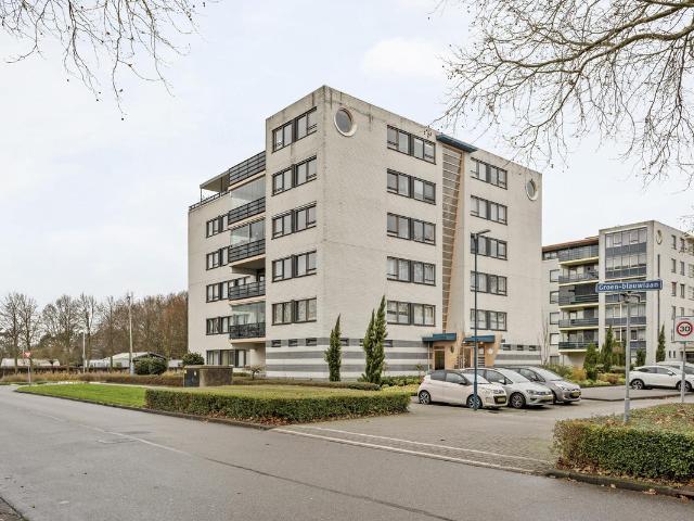 Penthouse te koop in Rokkeveen, Zoetermeer