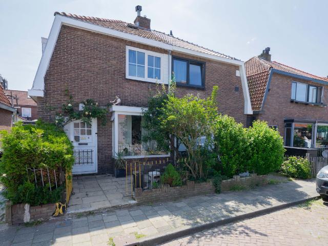 Eengezinswoning te koop in Beverwijk, Oranjebuurt