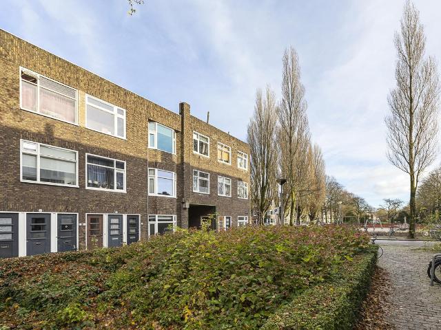 Benedenwoning te koop in Oranjewijk, Groningen