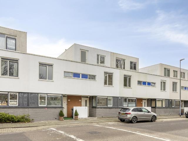 Woning te koop in Prinsenland, Rotterdam