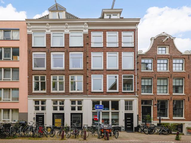 Bovenwoning te koop in Weesperbuurt, Amsterdam