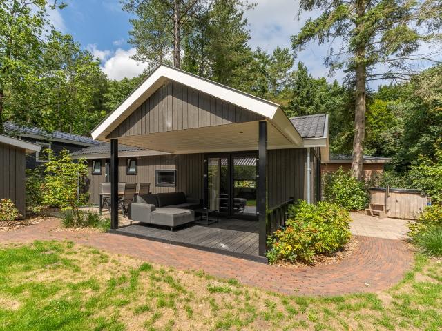 Geschakelde Woning te koop in Rhenen