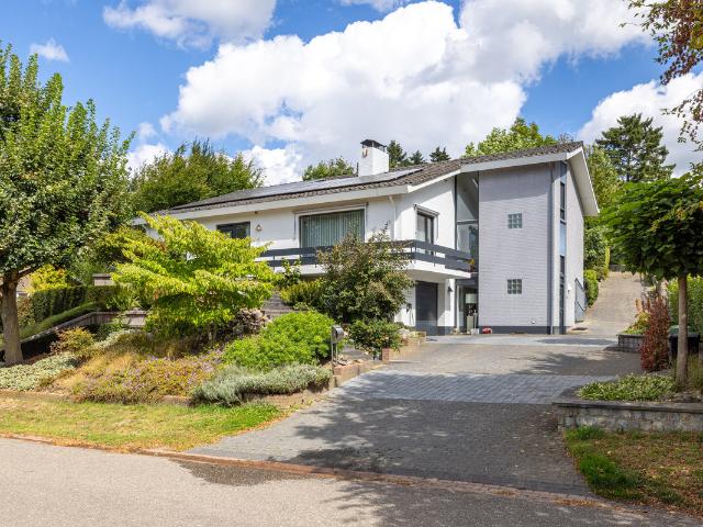 Villa te koop in Hulsberg, Limburg