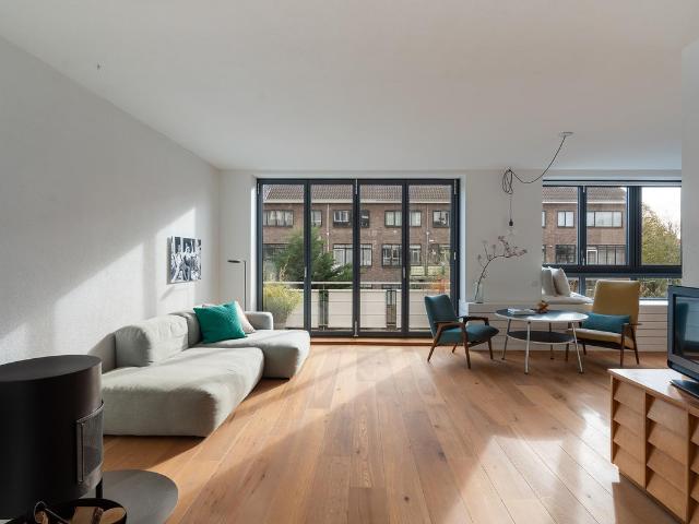 Bovenwoning te koop in Noord, Rotterdam