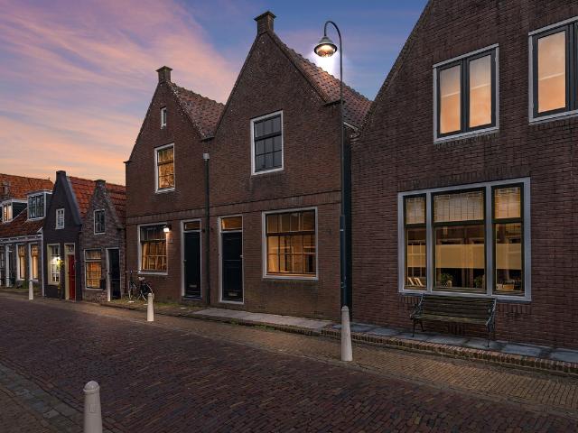 Eengezinswoning te koop in Monnickendam, Noord Holland