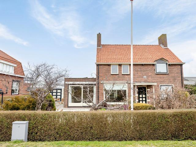 Woning te koop in 's-gravenzande, Zuid Holland