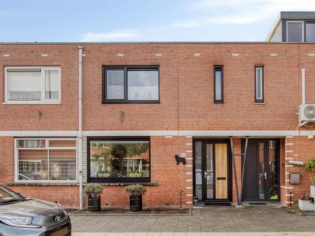 Woning te koop in Tussenwater, Hoogvliet