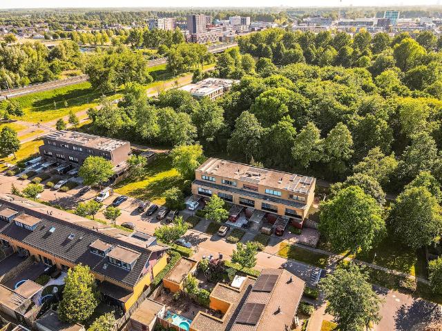 Woonboerderij te koop in Seizoenenbuurt, Almere