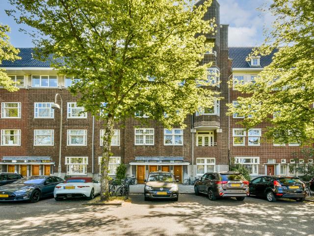 Bovenwoning te koop in Amsterdam, Oud-Zuid